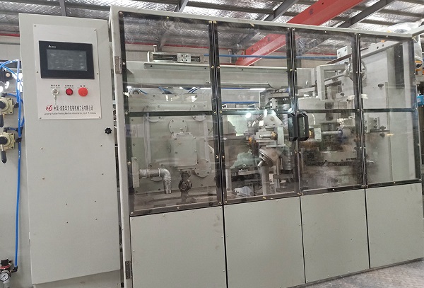  詳解糊底機(jī)在食品行業(yè)的作用